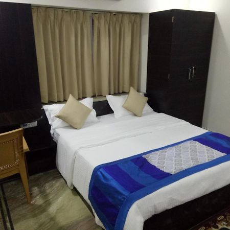 Singh Villa Calcutta Extérieur photo