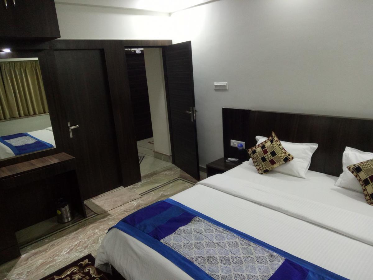 Singh Villa Calcutta Extérieur photo